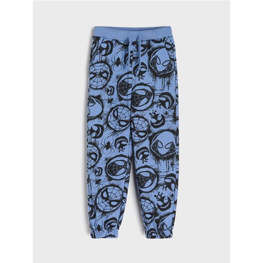 Sinsay - Spodnie dresowe Spider-Man - szary - id: 607FF-58X - marki Sinsay - 185544021 Sinsay - Spodnie dresowe Spider-Man - szary ze sklepu Sinsay w kategorii Spodnie chłopięce - zdjęcie 185544021