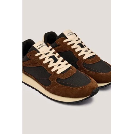 Tommy Hilfiger Sneakersy New Runner | z dodatkiem skóry Tommy Hilfiger 40 Gomez Fashion Store