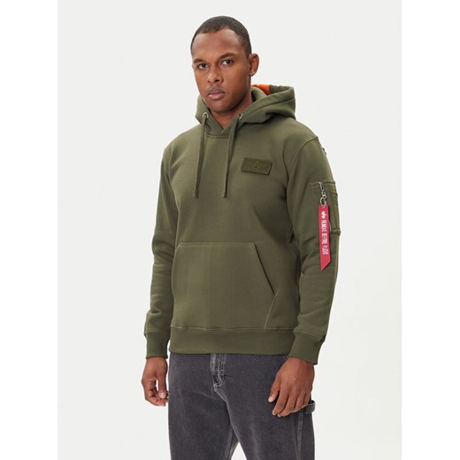 Alpha Industries Bluza Red Stripe 178314 Zielony Regular Fit ze sklepu MODIVO w kategorii Bluzy męskie - zdjęcie 185550774