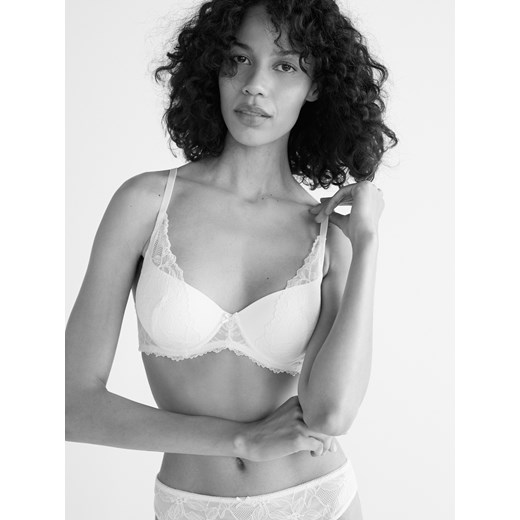 Reserved - Modulowany biustonosz z fiszbinami - złamana biel Reserved 85D Reserved