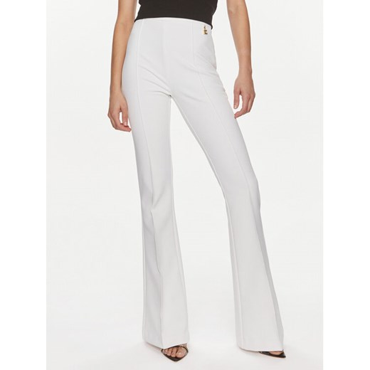 Elisabetta Franchi Spodnie materiałowe PA-026-41E2-V250 Biały Regular Fit ze sklepu MODIVO w kategorii Spodnie damskie - zdjęcie 185583544
