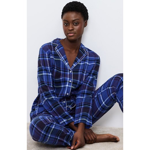 Triumph piżama damska Boyfriend PW 01 X Checks 10225075-M008, Kolor granatowy-kratka, Rozmiar 42, Triumph ze sklepu Primodo w kategorii Piżamy damskie - zdjęcie 185586633