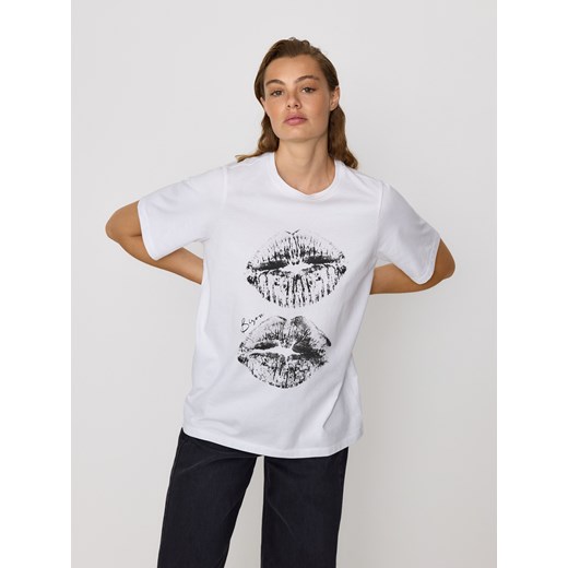 Reserved - T-shirt z nadrukiem - biały ze sklepu Reserved w kategorii Bluzki damskie - zdjęcie 185595893