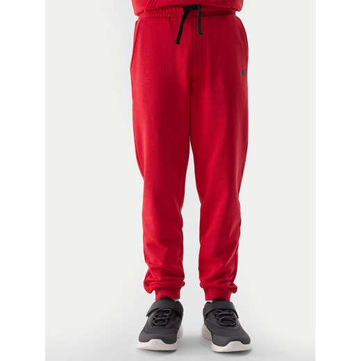4F Spodnie dresowe 4FJWSS24TTROM591 Czerwony Regular Fit 152 MODIVO