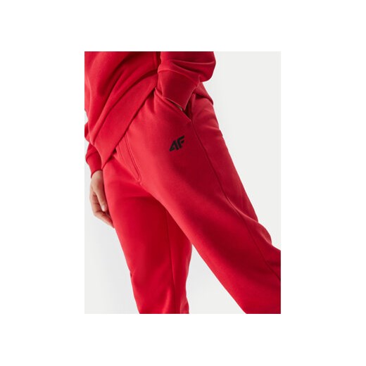 4F Spodnie dresowe 4FJWSS24TTROM591 Czerwony Regular Fit 152 MODIVO