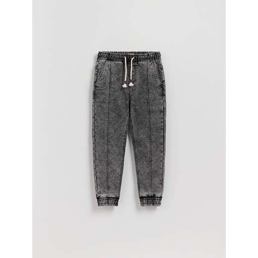 Reserved - Jeansy jogger - jasnoszary ze sklepu Reserved w kategorii Spodnie chłopięce - zdjęcie 185608511