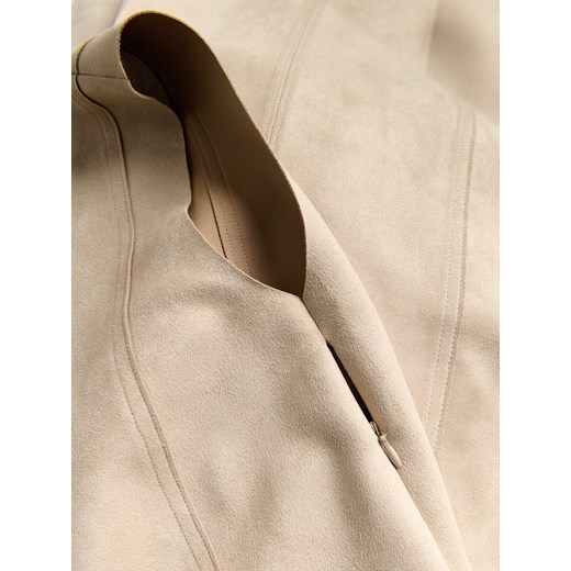 Reserved - Sukienka z imitacji zamszu - beżowy Reserved S Reserved
