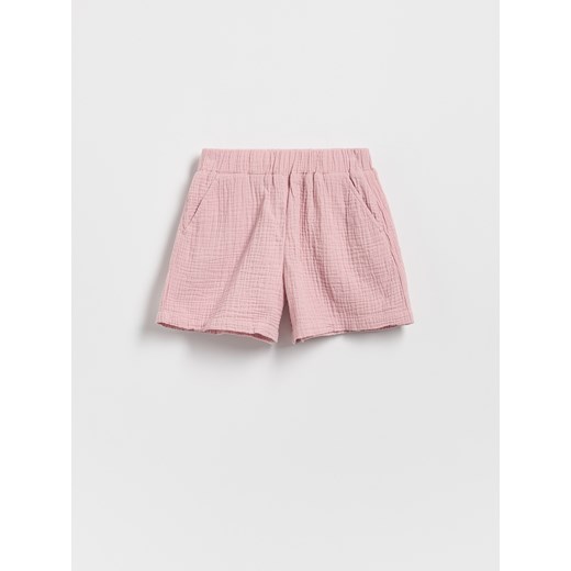 Reserved - Muślinowe szorty - pastelowy róż ze sklepu Reserved w kategorii Spodenki dziewczęce - zdjęcie 185620771
