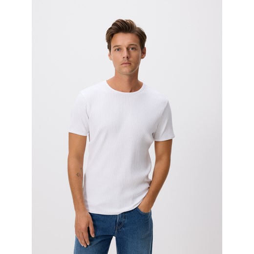 Reserved - T-shirt slim fit - biały ze sklepu Reserved w kategorii T-shirty męskie - zdjęcie 185622382