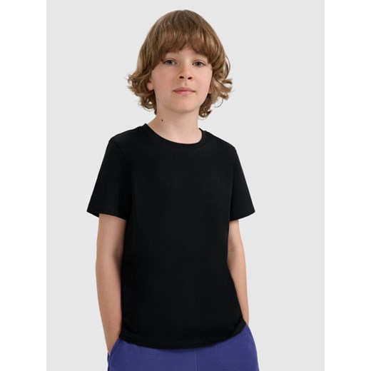 Chłopięcy t-shirt bez nadruku 4F 4FJRMM00TTSHM3254 - czarny ze sklepu Sportstylestory.com w kategorii T-shirty chłopięce - zdjęcie 185638922