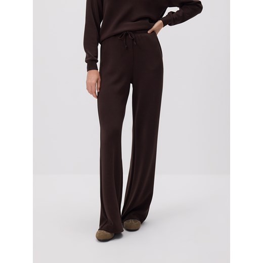 Reserved - Spodnie dresowe z modalem - ciemnobrązowy Reserved S Reserved