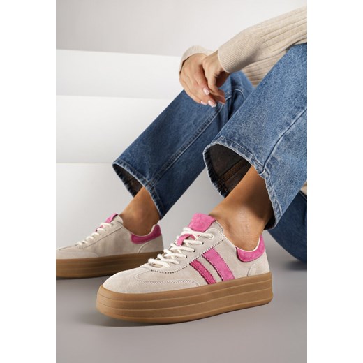 Beżowo-Fuksjowe Zamszowe Sneakersy na Grubej Podeszwie z Paskami i Skórzaną Wkładką Felenne ze sklepu born2be.pl w kategorii Buty sportowe damskie - zdjęcie 185644672