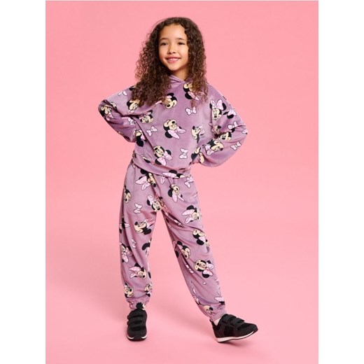 Sinsay - Komplet welurowy z elementami 3D Minnie Mouse - fioletowy - id: 184GA-44X - marki Sinsay - 185648334 Sinsay - Komplet welurowy z elementami 3D Minnie Mouse - fioletowy ze sklepu Sinsay w kategorii Komplety dziewczęce - zdjęcie 185648334