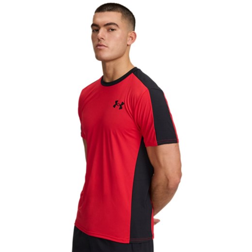 Męska koszulka treningowa Under Armour HeatGear Wordmark - czerwona ze sklepu Sportstylestory.com w kategorii T-shirty męskie - zdjęcie 185650063