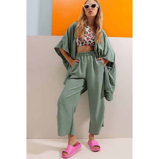 Trend Alaçatı Stili 2-częściowy zestaw w kolorze zielonym ze sklepu Limango Polska w kategorii Swetry damskie - zdjęcie 185650481