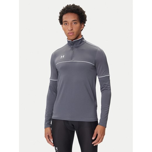 Under Armour Bluza techniczna Ua Challenger 6004043 Szary Slim Fit ze sklepu MODIVO w kategorii T-shirty męskie - zdjęcie 185665690