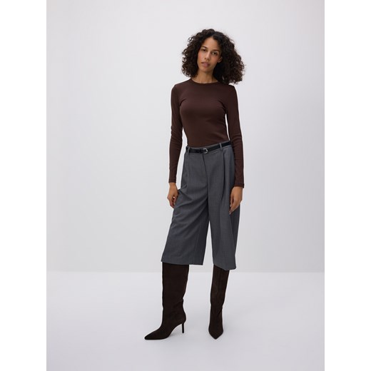 Reserved - Longsleeve z modalem - ciemnobrązowy Reserved XS Reserved