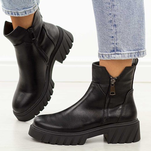 Czarne botki damskie platformie M.Daszyński 2502-5 ze sklepu suzana.pl w kategorii Botki - zdjęcie 185699103