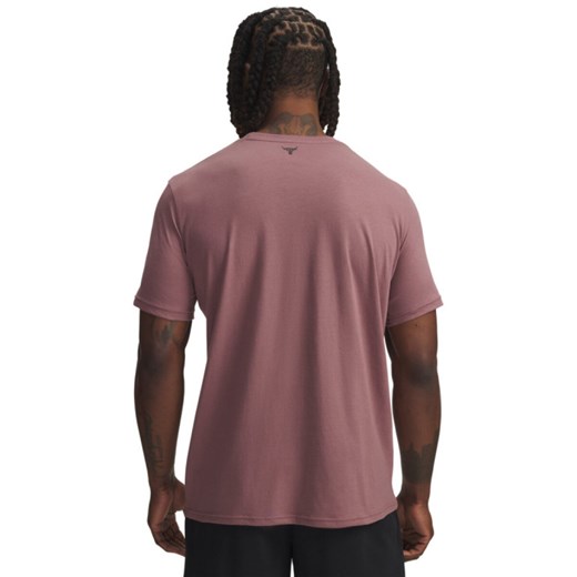 Męski t-shirt z nadrukiem Under Armour Project Rock Q3 SS 1 - różowy ze sklepu Sportstylestory.com w kategorii T-shirty męskie - zdjęcie 185704252