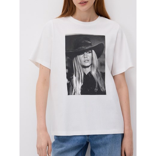 Reserved - T-shirt Brigitte Bardot - biały ze sklepu Reserved w kategorii Bluzki damskie - zdjęcie 185707741