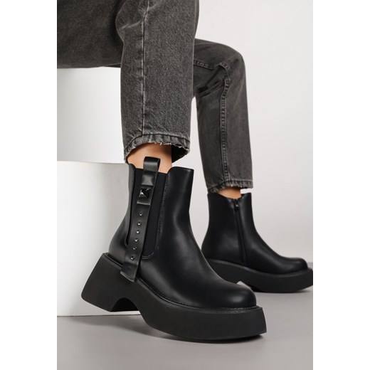 Czarne Botki Sztyblety na Platformie z Metalicznymi Zdobieniami przy Cholewce 38 born2be.pl