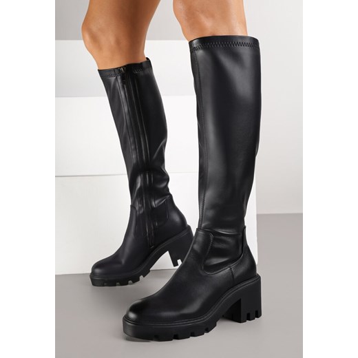 Czarne Kozaki na Słupku z Dopasowaną Cholewką Vemirea - id: 397869 - marki born2be - 185711021 Czarne Kozaki na Słupku z Dopasowaną Cholewką Vemirea ze sklepu born2be.pl w kategorii Kozaki damskie - zdjęcie 185711021