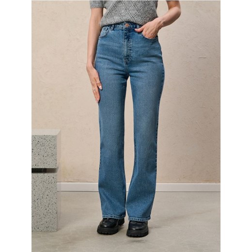 Sinsay - Jeansy flare mid waist - niebieski ze sklepu Sinsay w kategorii Jeansy damskie - zdjęcie 185730971