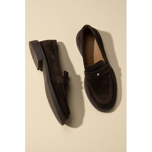 Estro: Ciemnobrązowe loafersy damskie typu Penny z włoskiego weluru naturalnego Premium ze sklepu Estro w kategorii Mokasyny damskie - zdjęcie 185735981