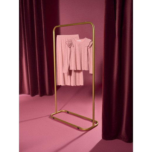 Sinsay - Prążkowany komplet: koszulka i spodnie - różowy Sinsay 116 (5-6 l) Sinsay