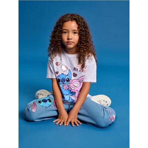 Sinsay - Jeansy Stitch - niebieski - id: 872CI-50J - marki Sinsay - 185743562 Sinsay - Jeansy Stitch - niebieski ze sklepu Sinsay w kategorii Spodnie dziewczęce - zdjęcie 185743562