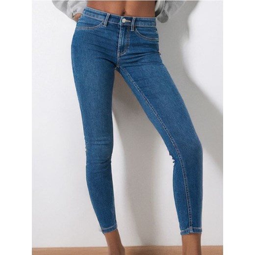 Sinsay - Jeansy skinny - niebieski ze sklepu Sinsay w kategorii Jeansy damskie - zdjęcie 185746580