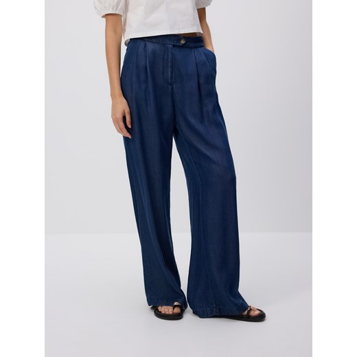 Reserved - Jeansy wide leg z lyocellu - granatowy ze sklepu Reserved w kategorii Jeansy damskie - zdjęcie 185747850