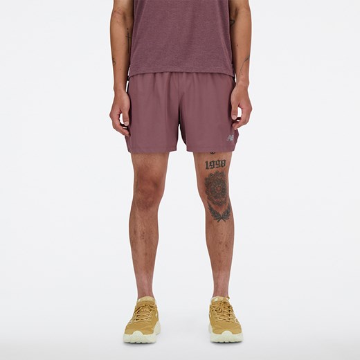 Spodenki męskie New Balance MS41286LIE – bordowe ze sklepu New Balance Poland w kategorii Spodenki męskie - zdjęcie 185753160