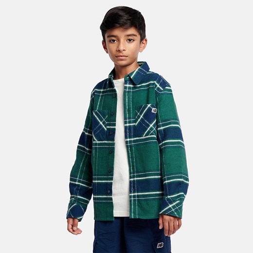 Koszula dziecięca New Balance LAKB0075NWG – zielona ze sklepu New Balance Poland w kategorii Koszule chłopięce - zdjęcie 185753440