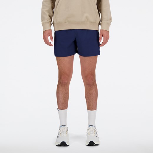 Spodenki męskie New Balance MS41286NNY – granatowe ze sklepu New Balance Poland w kategorii Spodenki męskie - zdjęcie 185753813