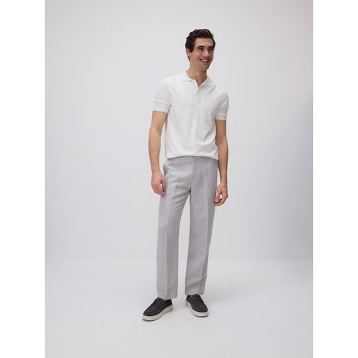 Reserved - Spodnie chino regular z lnem - jasnoszary ze sklepu Reserved w kategorii Spodnie męskie - zdjęcie 185755423