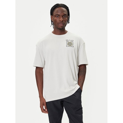 Under Armour T-Shirt Hoops Courtside 6003686 Biały Oversize ze sklepu MODIVO w kategorii T-shirty męskie - zdjęcie 185761141