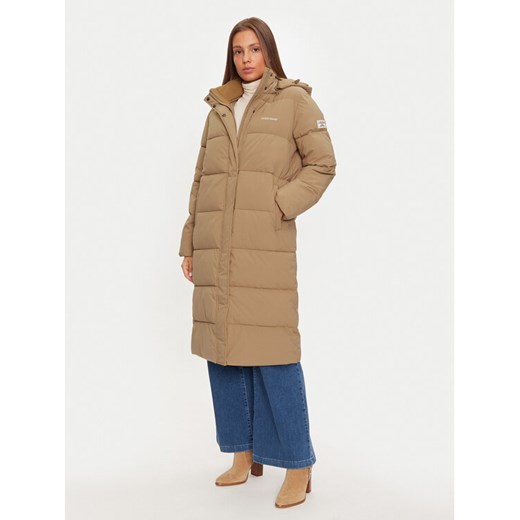 Guess Płaszcz zimowy W4BL26 WGII2 Beżowy Regular Fit ze sklepu MODIVO w kategorii Kurtki damskie - zdjęcie 185761302