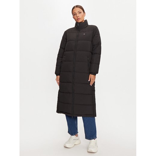 Tommy Jeans Płaszcz zimowy DW0DW19918 Czarny Regular Fit ze sklepu MODIVO w kategorii Kurtki damskie - zdjęcie 185761580