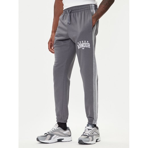 Under Armour Spodnie dresowe Ua Rival Fleece Colorblock 6003954 Szary Loose Fit ze sklepu MODIVO w kategorii Spodnie męskie - zdjęcie 185761623