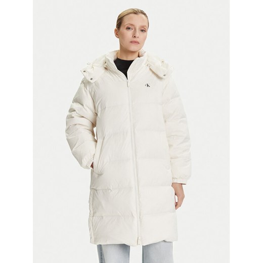Calvin Klein Jeans Płaszcz zimowy Essential LV047D502G Beżowy Regular Fit ze sklepu MODIVO w kategorii Płaszcze damskie - zdjęcie 185761664