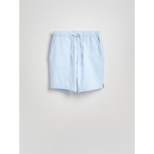 Reserved - Szorty regular z dodatkiem lnu - jasnoniebieski ze sklepu Reserved w kategorii Spodenki męskie - zdjęcie 185767573