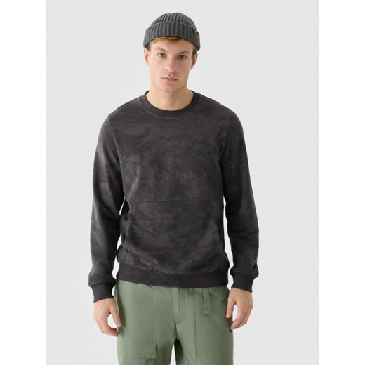 Męska bluza dresowa nierozpinana bez kaptura 4F 4FRAW24TSWSM2052 - szara ze sklepu Sportstylestory.com w kategorii Bluzy męskie - zdjęcie 185769682
