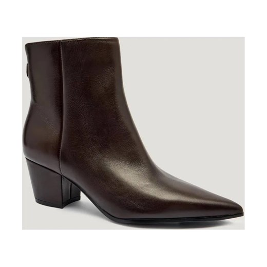 Guess Skórzane botki na słupku HALISA ze sklepu Gomez Fashion Store w kategorii Botki - zdjęcie 185771084