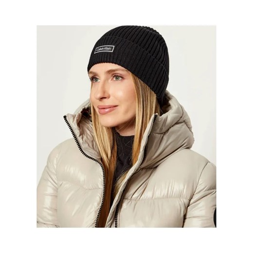 Calvin Klein Czapka | z dodatkiem kaszmiru ze sklepu Gomez Fashion Store w kategorii Czapki zimowe damskie - zdjęcie 185771204