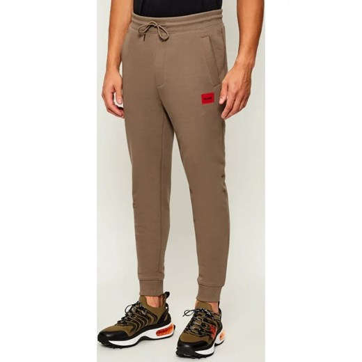 HUGO Spodnie dresowe Doak212 | Regular Fit ze sklepu Gomez Fashion Store w kategorii Spodnie męskie - zdjęcie 185776024