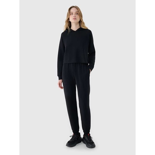 4F Spodnie dresowe w kolorze czarnym XXL promocyjna cena Limango Polska