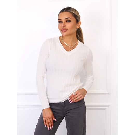 SWETER W PRĄŻKI Z DEKOLTEM W SEREK- BIAŁY ze sklepu olika.com.pl w kategorii Swetry damskie - zdjęcie 185794951