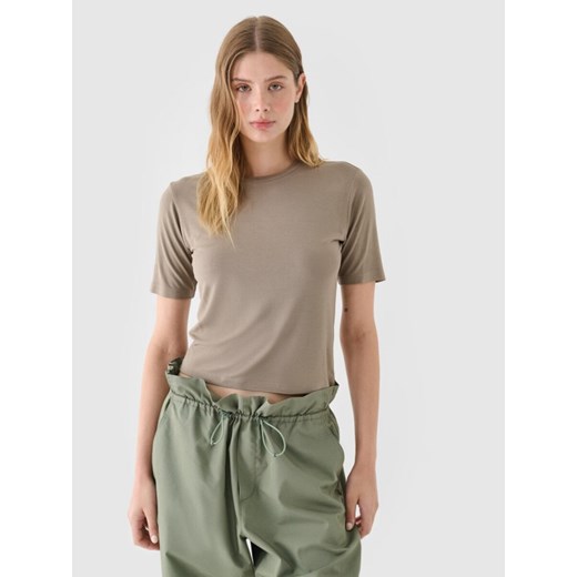Damski t-shirt bez nadruku 4F 4FRSS24TTSHF2558 - brązowy ze sklepu Sportstylestory.com w kategorii Bluzki damskie - zdjęcie 185805642