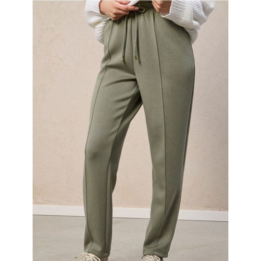 Sinsay - Spodnie z przeszytym kantem - zielony ze sklepu Sinsay w kategorii Spodnie damskie - zdjęcie 185811693